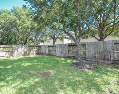 6418 Burgess Heights Lane - Photo Thumbnail 38