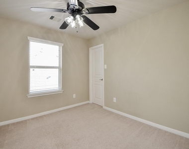 6418 Burgess Heights Lane - Photo Thumbnail 26