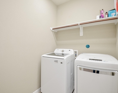 6418 Burgess Heights Lane - Photo Thumbnail 34