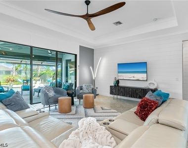 17438 Cabrini Way - Photo Thumbnail 4