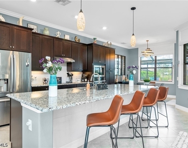 17438 Cabrini Way - Photo Thumbnail 7