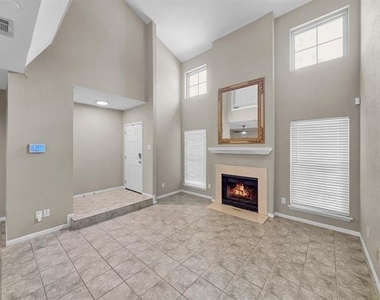 1620 Wellington Place - Photo Thumbnail 1