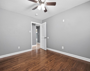 7713 Yoe Street - Photo Thumbnail 32