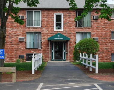 93 West - Photo Thumbnail 1