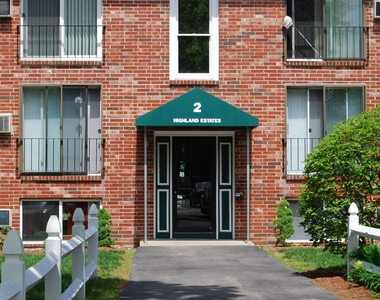 93 West - Photo Thumbnail 4