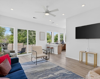 2000 Riverside Farms Road - Photo Thumbnail 4