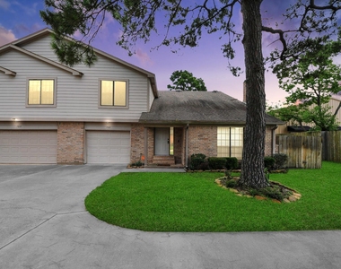 7821 Theissetta Drive - Photo Thumbnail 35