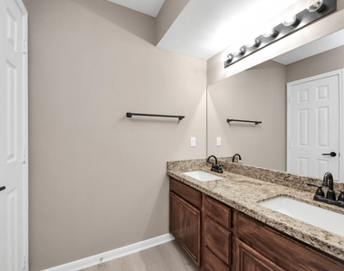 7821 Theissetta Drive - Photo Thumbnail 22