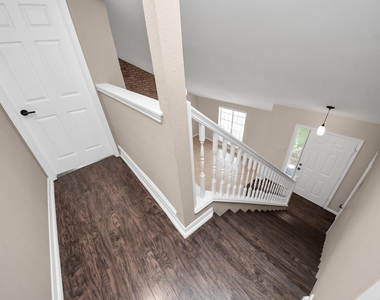 7821 Theissetta Drive - Photo Thumbnail 18
