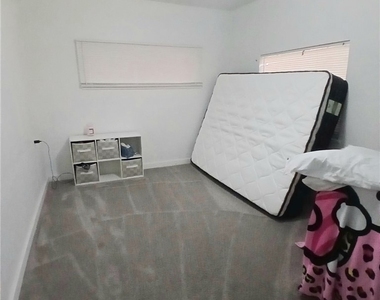 47 Cypress Street - Photo Thumbnail 5