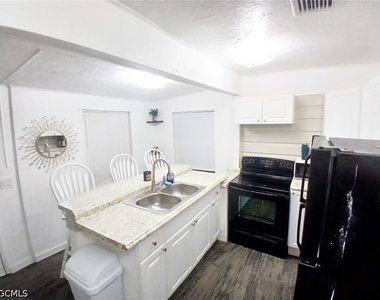 47 Cypress Street - Photo Thumbnail 1