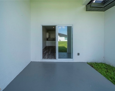 1530 Gilbert Ave S - Photo Thumbnail 23