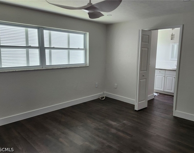 6313 Saint Andrews Circle S - Photo Thumbnail 3