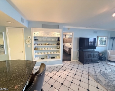 3350 N Key Drive - Photo Thumbnail 11