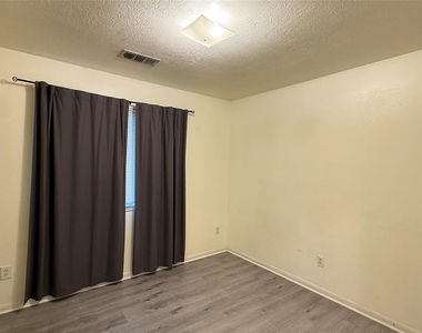 4919 Lochman Lane - Photo Thumbnail 16