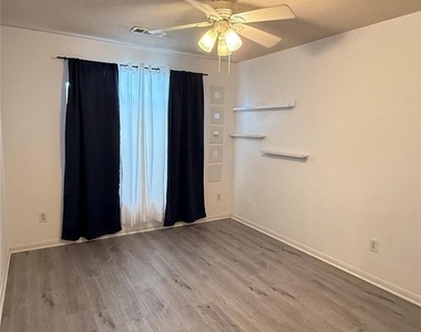 4919 Lochman Lane - Photo Thumbnail 14