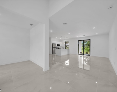 2509 50th Street W - Photo Thumbnail 31