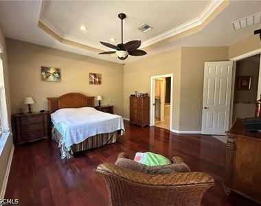 26455 Doverstone Street - Photo Thumbnail 10
