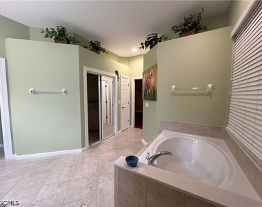 26455 Doverstone Street - Photo Thumbnail 12