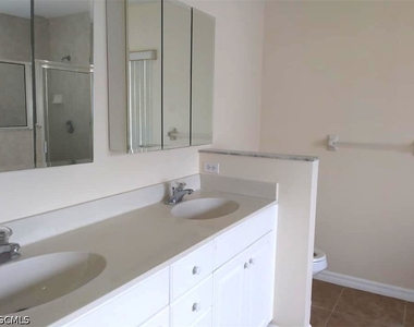 5546 Beck Street - Photo Thumbnail 5