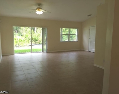 5546 Beck Street - Photo Thumbnail 1