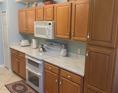 11611 Marino Court - Photo Thumbnail 8
