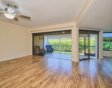 1914 Se 40th Terrace - Photo Thumbnail 5