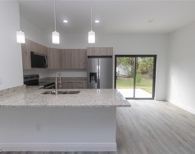 8009 Cod Court - Photo Thumbnail 3