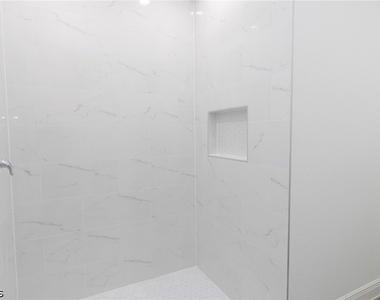 8009 Cod Court - Photo Thumbnail 18