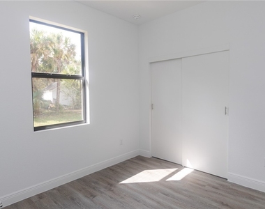 8009 Cod Court - Photo Thumbnail 26