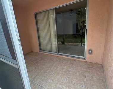 25050 Sandhill Boulevard - Photo Thumbnail 5