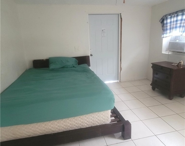 2931 Grand Avenue - Photo Thumbnail 4