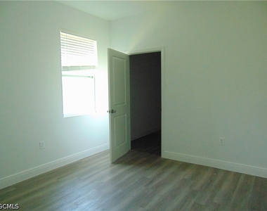 9020 E Castle Circle - Photo Thumbnail 17