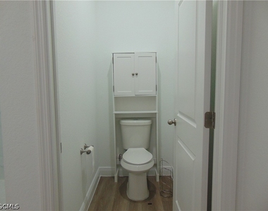 9020 E Castle Circle - Photo Thumbnail 22