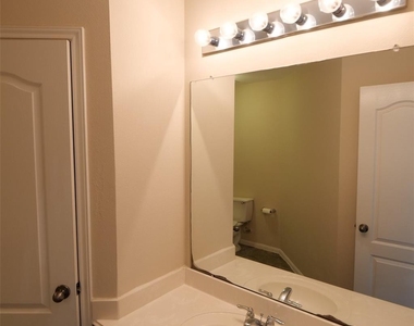 3827 Pine Forest Green Boulevard - Photo Thumbnail 22
