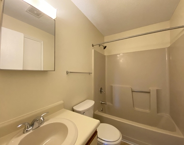 119 Eastern - Photo Thumbnail 29