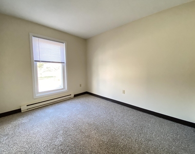 119 Eastern - Photo Thumbnail 22