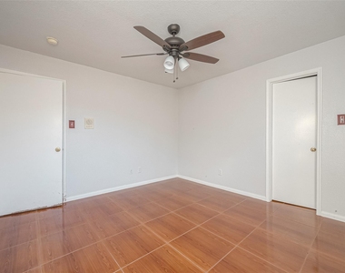 9407 Demsey Mill Drive - Photo Thumbnail 29