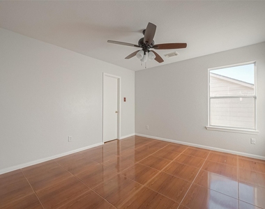 9407 Demsey Mill Drive - Photo Thumbnail 28