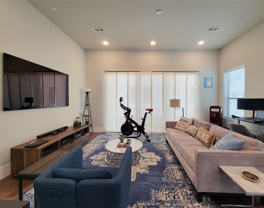 5709 Larkin Street - Photo Thumbnail 19