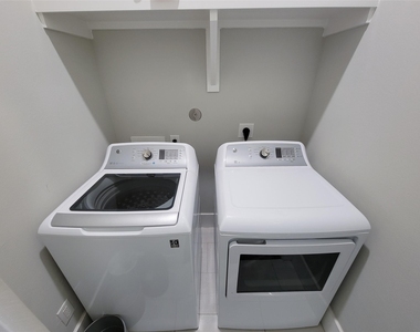 5709 Larkin Street - Photo Thumbnail 46