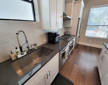 5709 Larkin Street - Photo Thumbnail 24