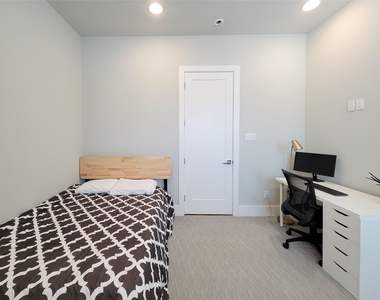 5709 Larkin Street - Photo Thumbnail 49