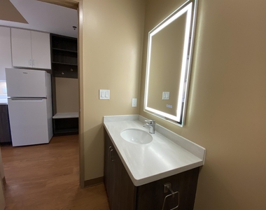 83 Hanover - Photo Thumbnail 23