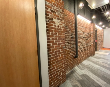 83 Hanover - Photo Thumbnail 29