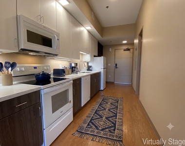83 Hanover - Photo Thumbnail 36