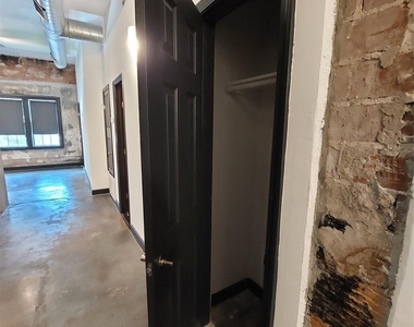 6819 Avenue C - Photo Thumbnail 10