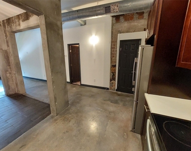 6819 Avenue C - Photo Thumbnail 7