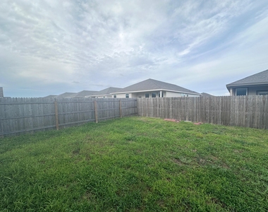 2722 Winterfell Street - Photo Thumbnail 8