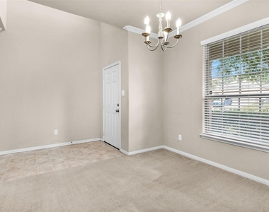 9419 Elliotts Court - Photo Thumbnail 8